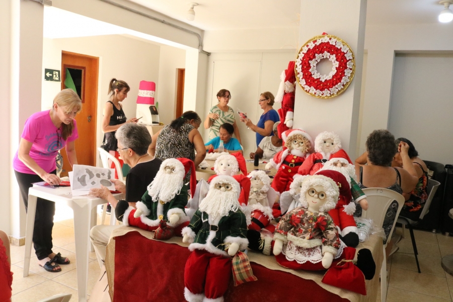 Fundo Social e Gestão Social da Prefeitura de Nova Odessa dão início ao curso gratuito de ‘Artes de Natal’