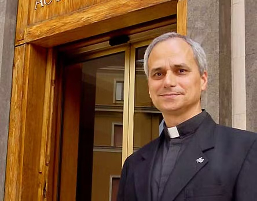 Robert Francis Prevost é eleito Papa Leão XIV, o primeiro norte-americano a liderar a Igreja Católica